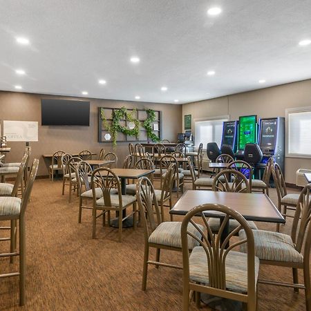 Everspring Suites Бисмарк Екстериор снимка