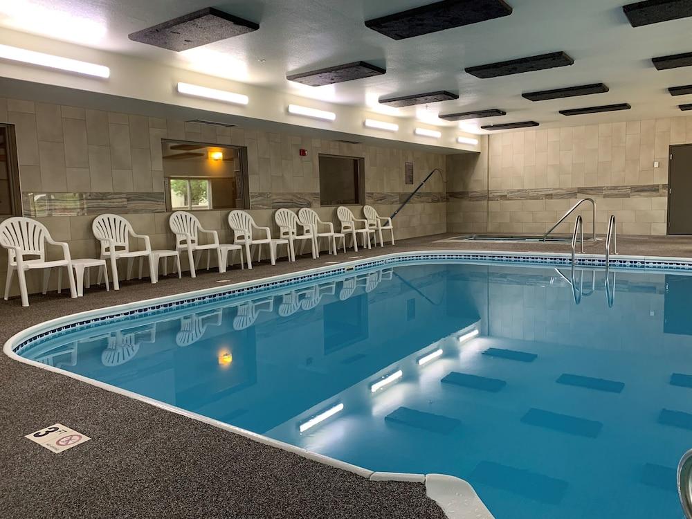 Everspring Suites Бисмарк Екстериор снимка